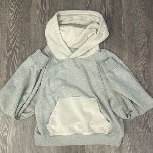 crop sweatshirt
